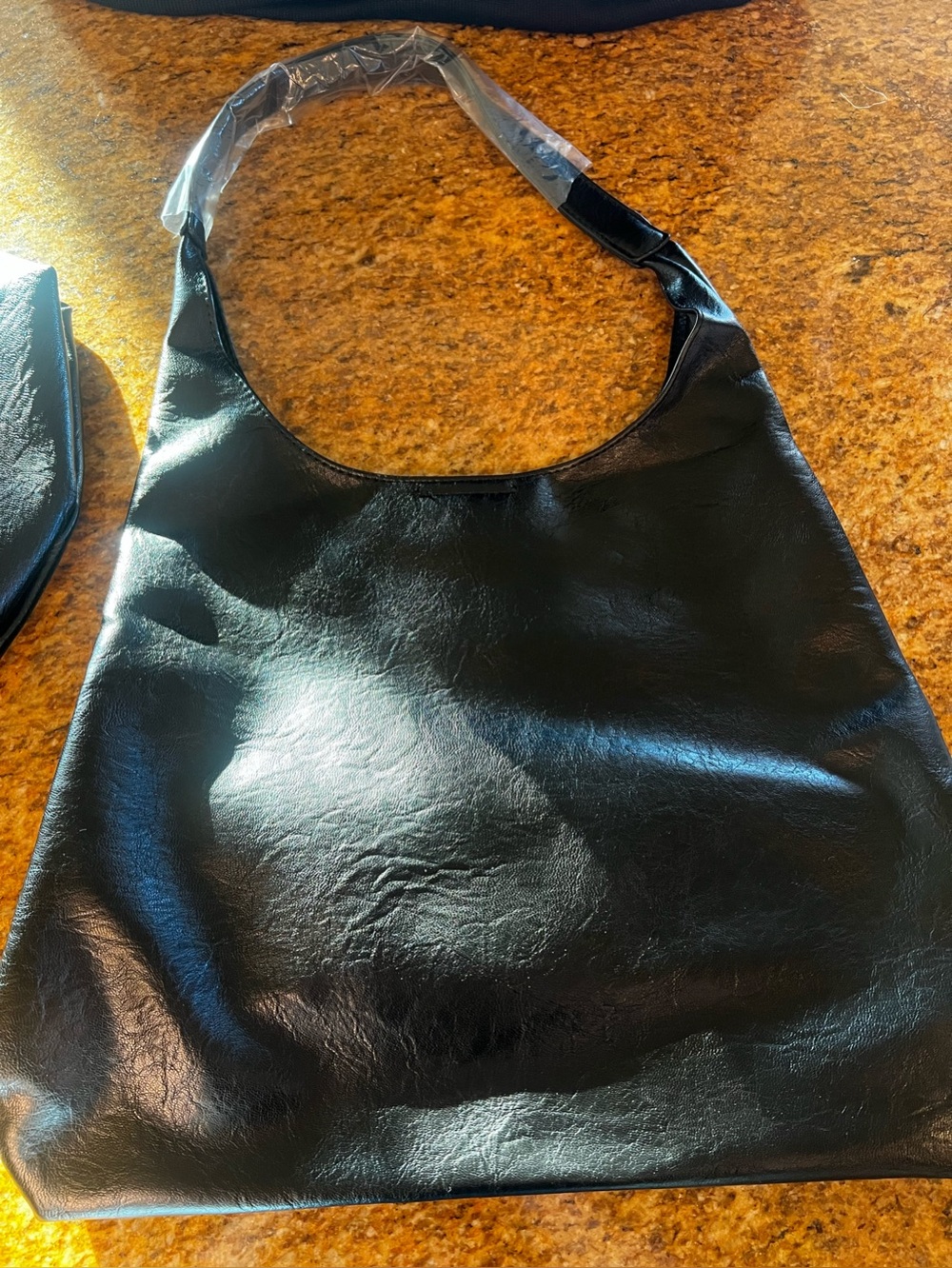 New purse Classic Black Shoulder Tote Bag w makeup bag inside